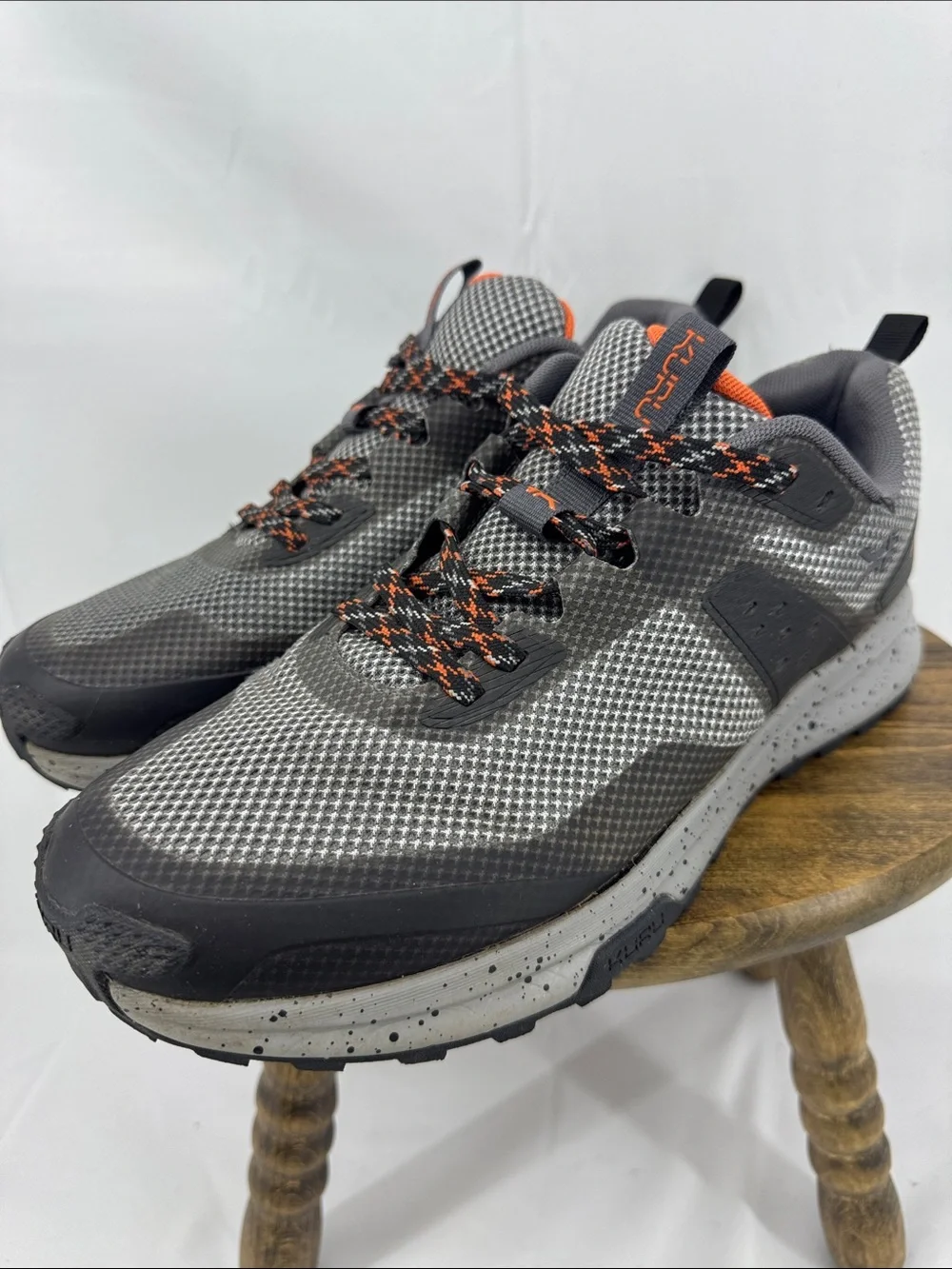 Kuru Mens Atom Trail Hiking, Trail Running Shoes in Gray w/ Orange, sz 8.5